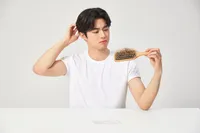 フィナステリド成分のスプレータイプAGA薬の効果、副作用、使用方法、注意事項について