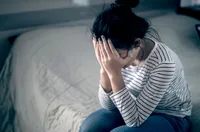 PTSDとトラウマは違う意味?PTSDの意味や症状、治療法を解説