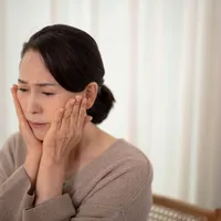 「不眠症に顔のほてり..更年期の症状かも?」更年期の代表的な症状やおすすめのサプリメントを紹介