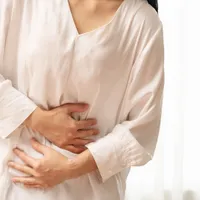 「食事の後すぐに便意を感じます。」過敏性腸症候群の症状、原因、治療法を解説