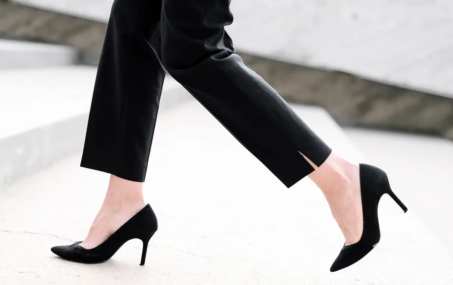 外反母趾矯正器具は本当に効果あるの?外反母趾の症状や、手術について