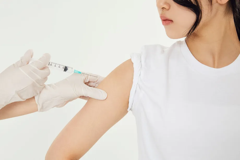 子宮頸がんの症状、事前に知っておきましょう。子宮頸がんの検査や予防接種、原因まとめ