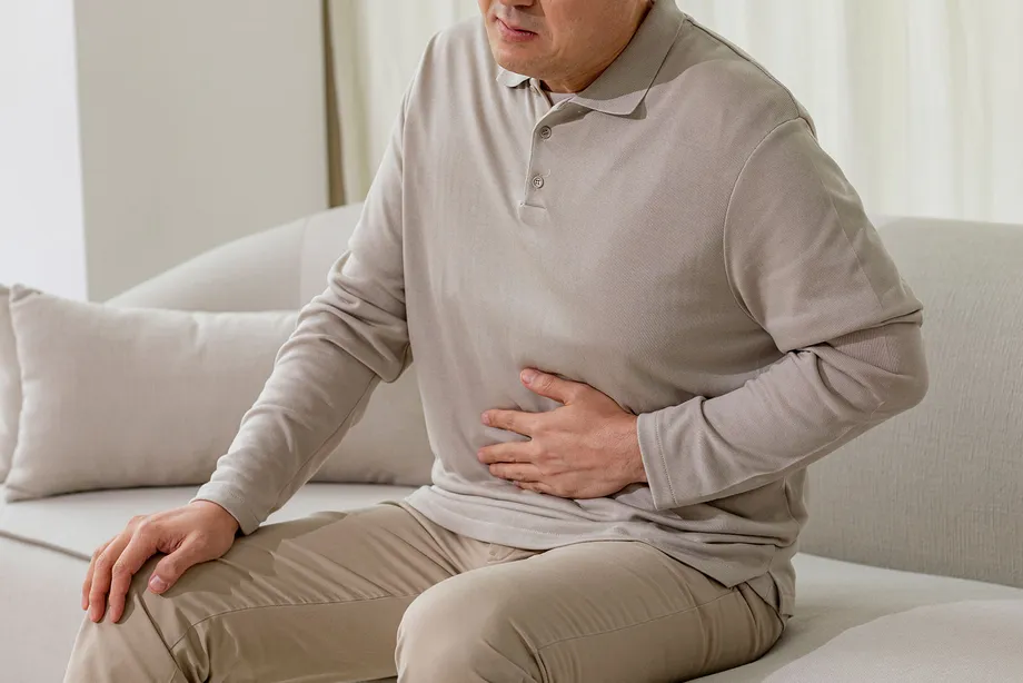 「痔だと思ったら直腸癌だった?」直腸癌の症状や原因、予防法について見てみましょう