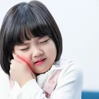 おたふく風邪(耳下腺炎)の症状や原因、治療法を徹底解説