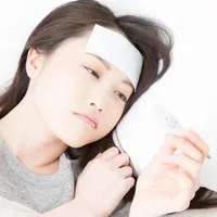 海外旅行後に長期間の高熱が?伝染病の腸チフスが疑われます。症状や予防接種、原因、治療法について