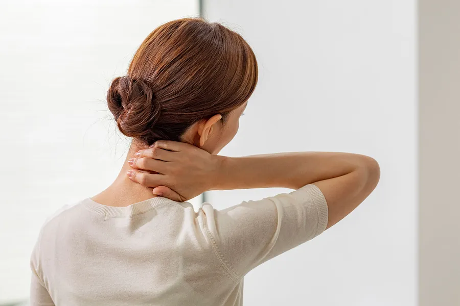 首のヘルニアの症状