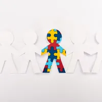 「発達障害の症状が知りたいです」発達障害の原因、年齢別症状、治療法をまとめました。