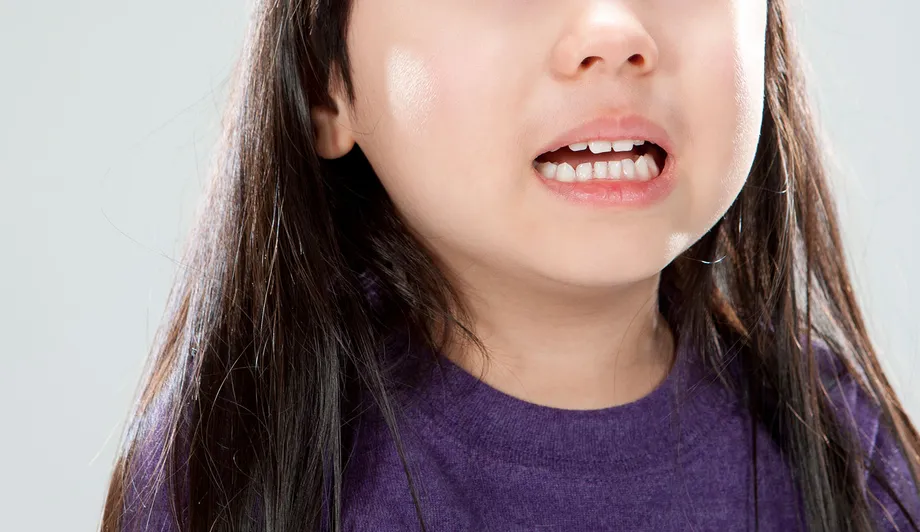「もしかしてうちの子も?」自閉スペクトラムの症状や原因、自閉症の治療法をまとめました。