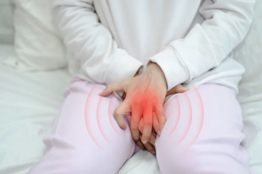 「白いチーズのような分泌物」カンジダ膣炎の症状、原因、治療、予防法まとめ