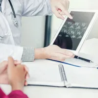 健康診断で発見された「肺結節」もしかして肺がん?肺結節とは、原因、痛みについて