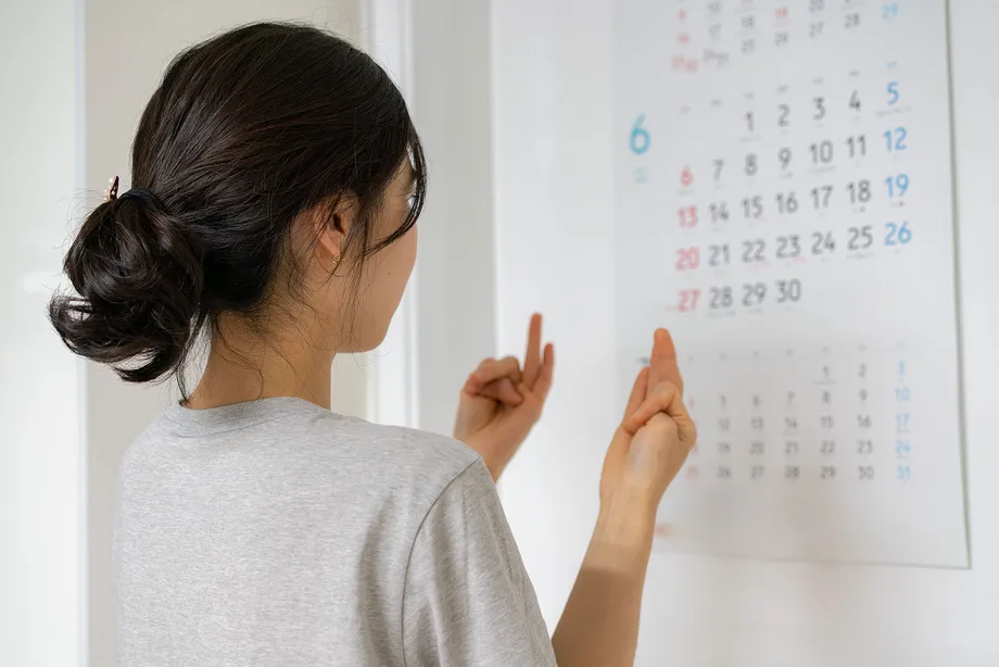 『イソトレチノインを服用したら生理が来なくなった?』イソティノンの生理に関する副作用について
