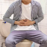 気づかないうちに便が漏れる?『便失禁』の症状と原因、治療法について