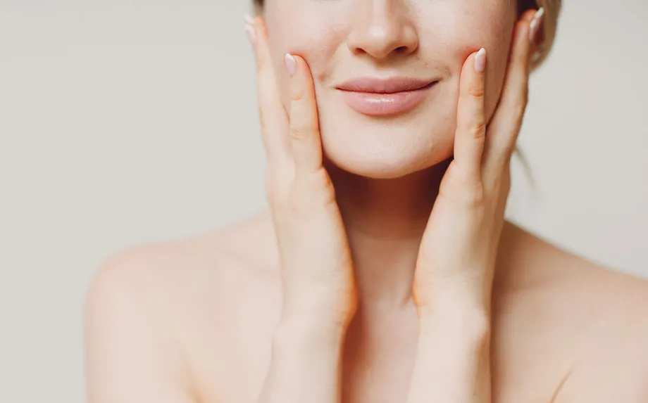 「毛穴と傷跡改善効果」があるジュベロクについて徹底解説