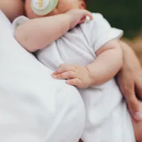 『新生児の斜頸の症状は?』新生児の斜頸について