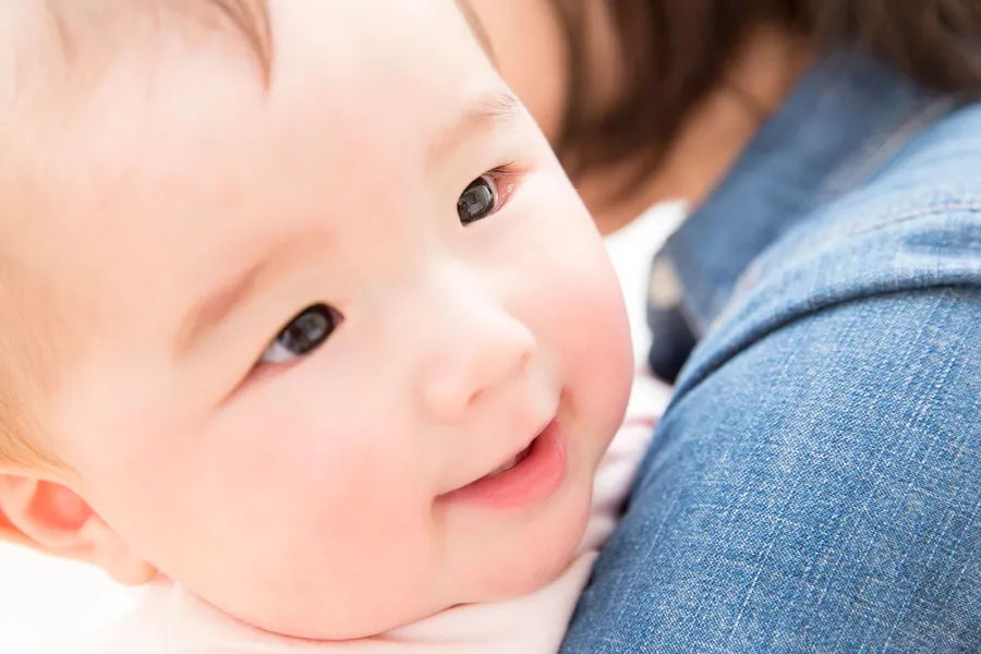 新生児歯ぐきの痛み