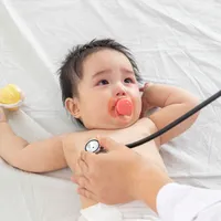 乳幼児予防接種が必須の感染症『ジフテリア』の症状とワクチン、治療法