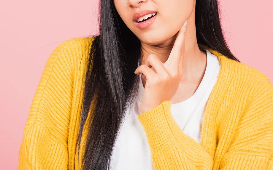 唾液腺にできる石『唾石症』の症状、原因、治療、手術について