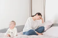 産後うつ病、その原因は何でしょうか?産後うつ病の自己診断テスト、症状、治療法