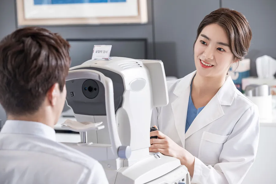 網膜裂孔レーザー治療