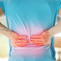 骨の奥に現れる炎症『骨髄炎』の症状と原因、治療法は?