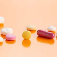 お酒を飲んでからサプリメントを飲んでもいいですか? サプリメントに関するよくある質問