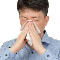 慢性的な咳や痰『気管支拡張症』の症状と治療、管理方法は?