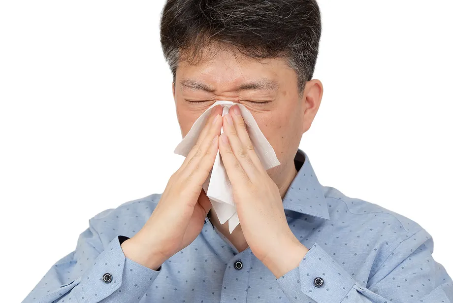 慢性的な咳や痰『気管支拡張症』の症状と治療、管理方法は?