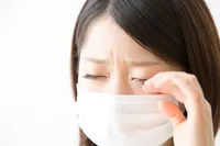 「最近なぜか目がかゆい」アレルギー性結膜炎かもしれません