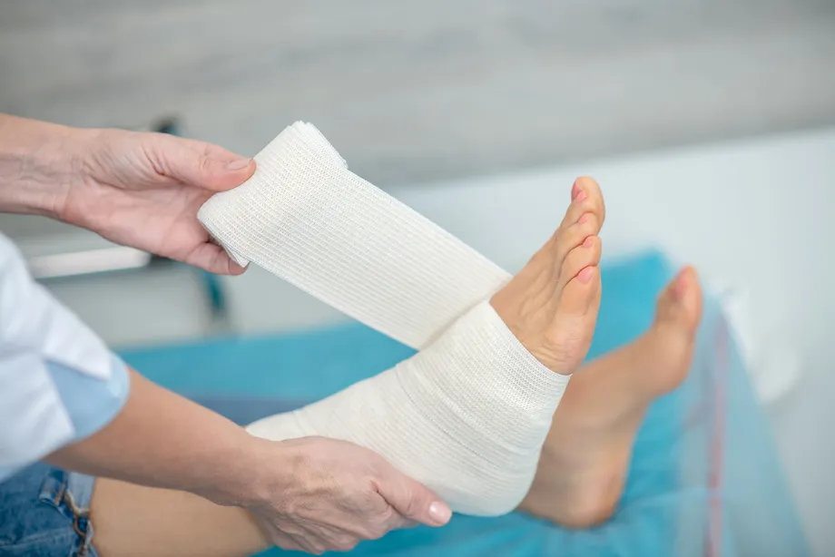 「部位別」の足首痛の種類と治療法