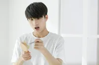 塗るタイプの発毛剤『ロゲインフォーム』の成分、効果、使用方法、副作用、処方方法まで